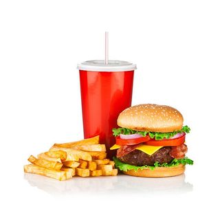Burger Combo: Beef/Chicken Burger + Side Fries & 350ML Soda