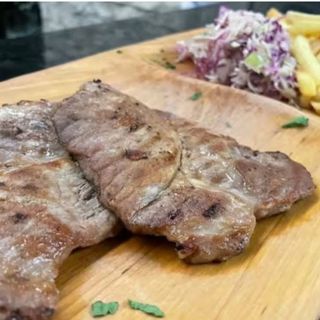 Meniu cotlet de porc