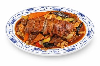 Hrskava patka na szechuan način (ljuto)