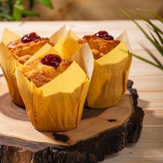 Домашен мъфин с плодов пълнеж