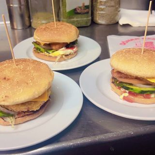 Hamburguesa Miki Ternera