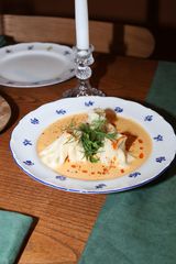 Хинкали с креветками в соусе Том-ям(200гр)