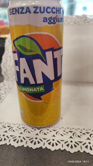 Fanta lemon Lattina 330 ml