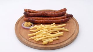 Domaća dimljena kobasica