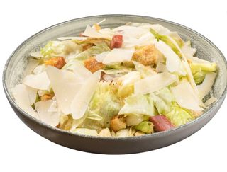 Салата Цезар с пармезан