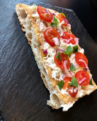 Pomodorini e stracciatella