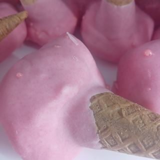 CONO MIGNON ALLA FRAGOLA CADAUNO