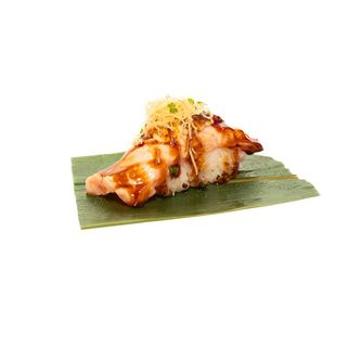 Nigiri de salmón flameado (2 uds.)
