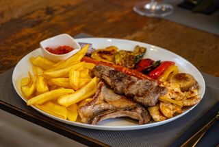 Mesna plata za jednu osobu