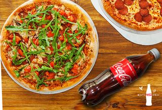 Пица Прошуто Фунги (Голяма) + Coca-Cola Original Taste