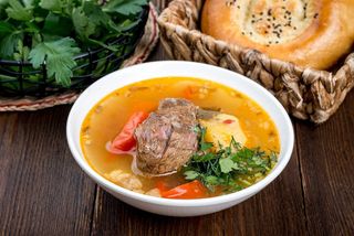 Суп кеспе с куртом и казы                                                  