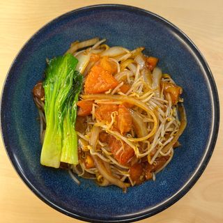 Noodles Saltati con Verdure