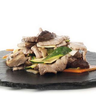 298 Manzo con verdure