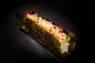 064 Temakizushi miura