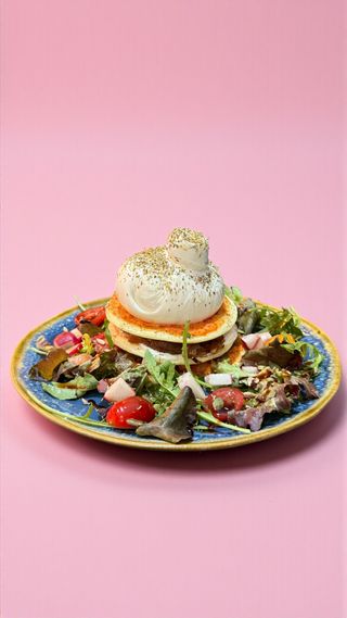 Pancakes Burrata Pesto Rosso