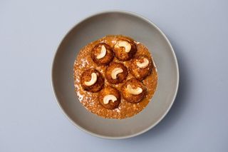 Кокосові сирники з кокосовим кремом та горіховим праліне, 285 г