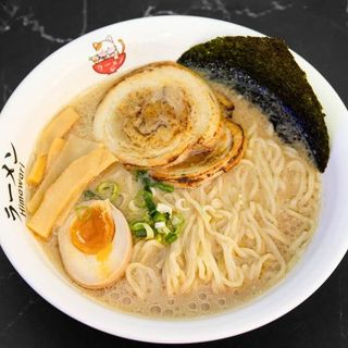 Tonkusu Ramen