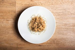 Chicken curry pollo al curry con riso giapponese