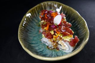 124 Tuna Poki, 8 Unidades