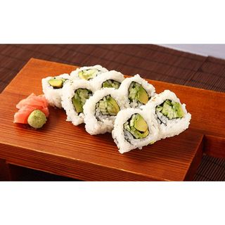 Cucumber / Avocado Maki(8pcs)
