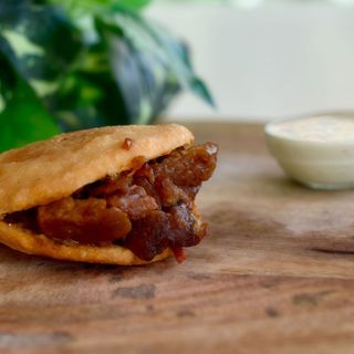 Arepa chicharrón
