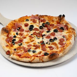 Pizza Capricciosa 50cm