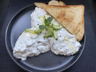 Salata Tzatziki