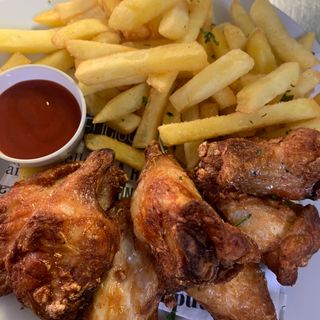 Plato De Alitas De Pollo