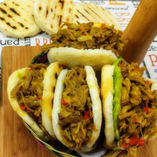 Arepa Con Molida (1 Ud.)