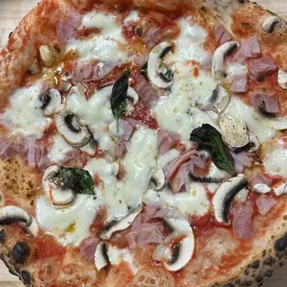 Prosciutto e Funghi