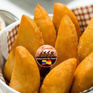 Empanada De Pollo (1 Ud.)