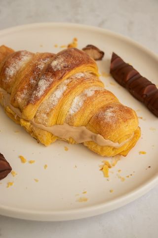 Croissant D'Aldeia - Kinder Bueno