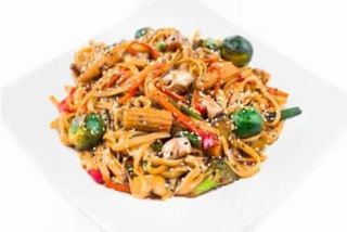 Локшина ВОК з куркою (480г)