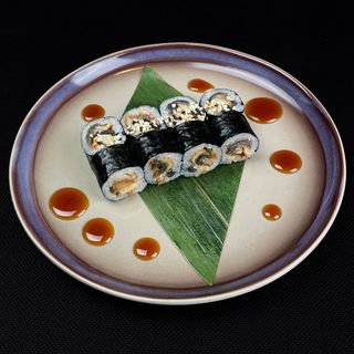 Hosomaki Węgorz z sezamem i słodkim sosem kabayaki