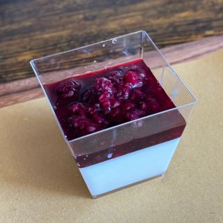 Panna cotta ai frutti di bosco