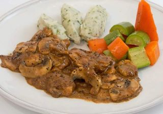 Poulet À La Sauce Forestière