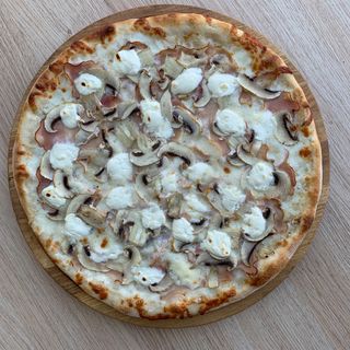 Піца Б'янка (33см / 460г)