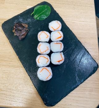 Maki De Cangrejo (8 Uds.)