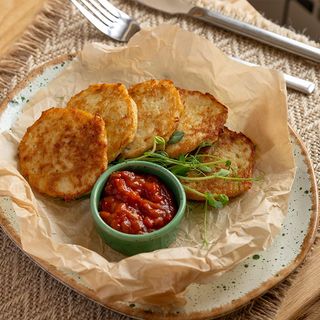 Деруни з грибами веганські