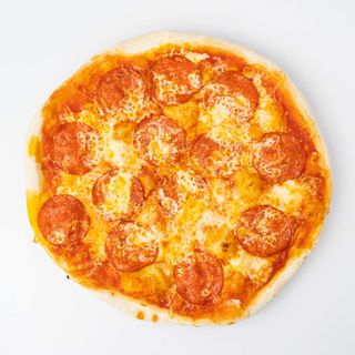 MALA Pizza sa salamom
