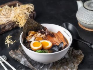 Рамен з морепродуктами L (400g)