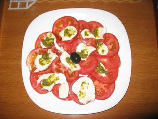 Салата Капрезе (350г)