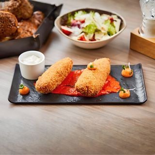 Pohovana punjena paprika sa sirom