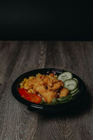 Crispy Chicken Salata