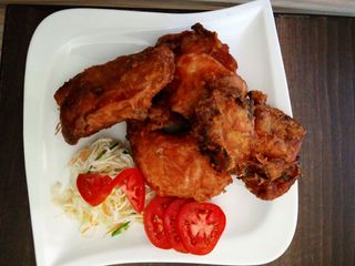 Half chicken deep fried/grilled plus chips