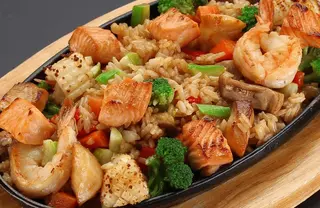 Orez Thai cu fructe de mare