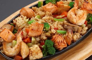 Orez Thai cu fructe de mare