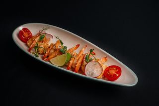 Жареные креветки в кисло-сладком соусе 