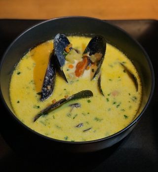 მიდიების წვნიანი