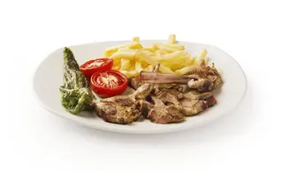 Costillas De Cordero Con Guarnición